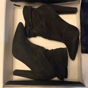 Black scrunch booties